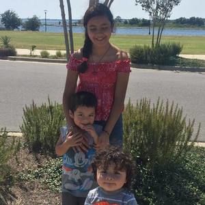 Meet your Posher, Vanessa